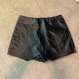 faux leather skort